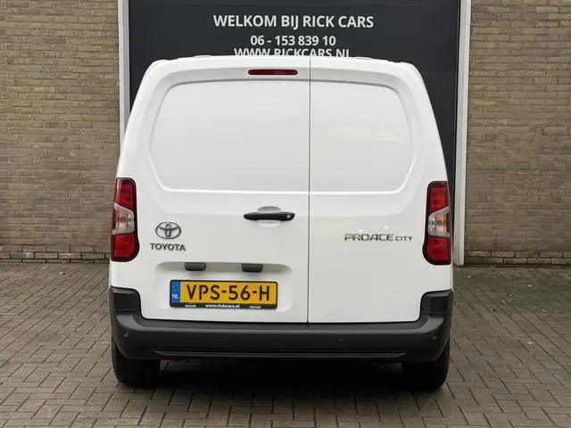 Toyota pro-ace