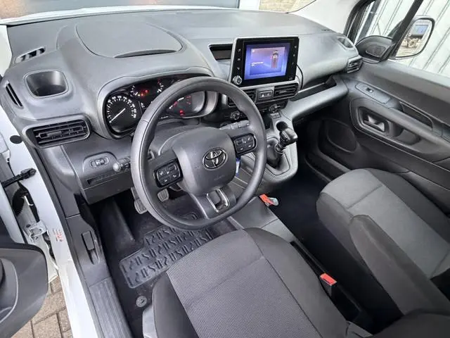 Toyota PROACE CITY 1.5 D-4D 102PK Euro 6 Live Cruise control/CarPlay