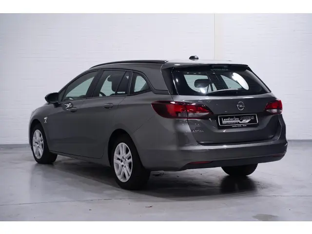 Opel Astra Sports Tourer 1.5 CDTI Edition Navi PDC Cruise Camera Apple Carplay