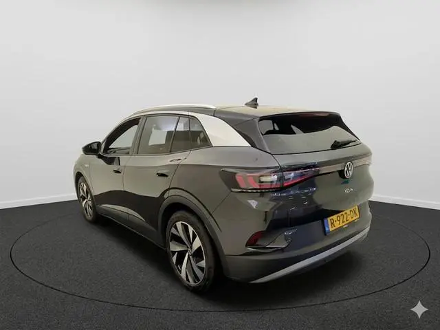 Volkswagen ID.4 First 77 kWh 204 PK | Navigatie | Parkeercamera | 20" LM velgen