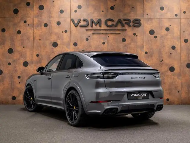 Porsche Cayenne Coupé 4.0 Turbo S E-Hybrid | Carbon | Burmester | Trekhaak | HUD | InnoDrive | Achte...