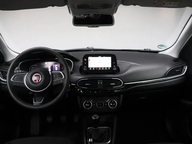 Fiat Tipo Stationwagon 1.0 Life | Navigatie | PDC Voor achter | Cruise Control |