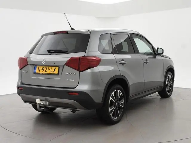 Suzuki Vitara 1.4 140 PK BOOSTERJET ALLGRIP STIJL + TREKHAAK | PANORAMA | CARPLAY | ADAPTIVE CRUISE...