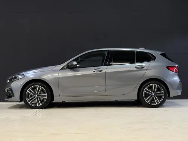 BMW 1-serie 116i Business Edition | Apple Carplay | Navi | Origineel NL | Dealeronderhouden
