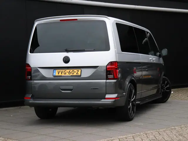 Volkswagen Transporter 2.0 TDI 204 PK L2H1 30 Bulli | DUBBELE CABINIE | LEDER |  2X ELECTR -SCHUIFDEUR  | VIRTUAL-COCKPIT | LED | ADAPTIVE CRUISE  ETC