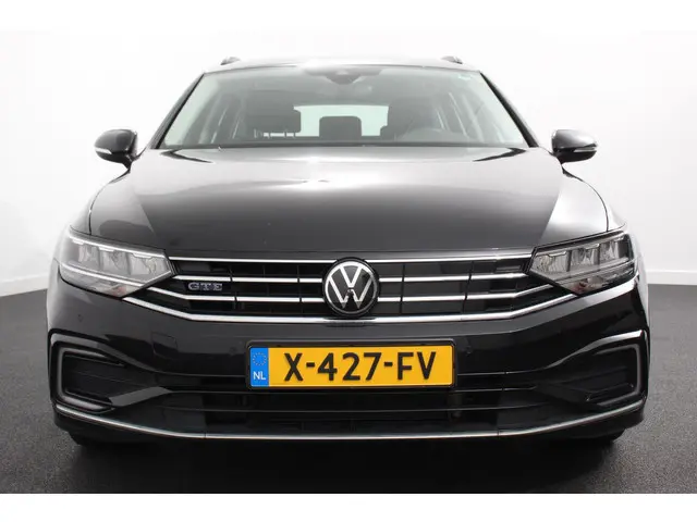 Volkswagen Passat Variant 1.4 TSI PHEV GTE | Adaptive Cruise Control | Lane Assist | Keyless Go | Na...
