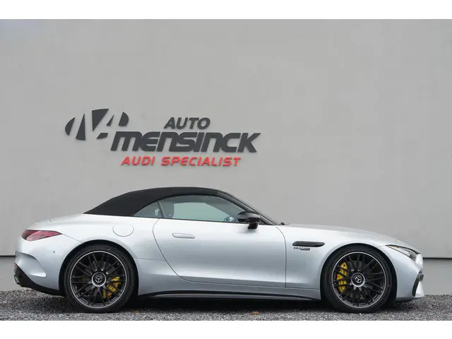 Mercedes-Benz SL-klasse Roadster 63 AMG 4Matic+ / Air Scarf/ Virtual Cockpit Plus/ Burmester 3D/ Vie...