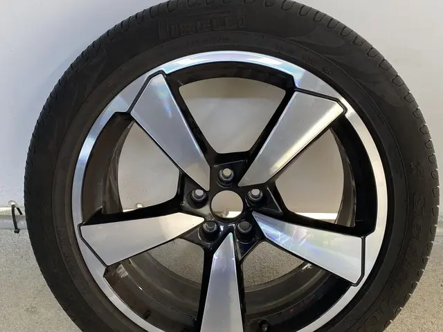 Audi Q5 Sportback 55 TFSI e S edition Competition 367 pk S-tronic | Verlengde garantie | Navigatie |...