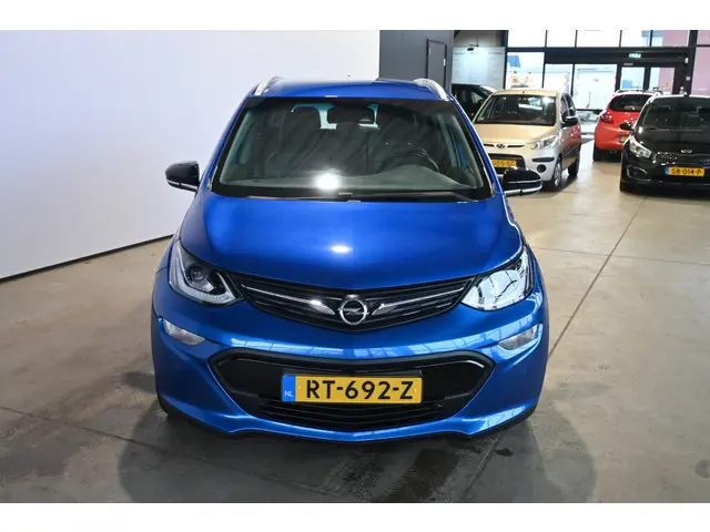 Opel Ampera-e