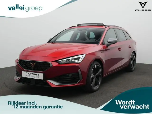 CUPRA Leon Sportstourer 1.4 TSI e-Hybrid 204 pk | Panoramadak | Kuipstoelen | Adaptief onderstel | A...