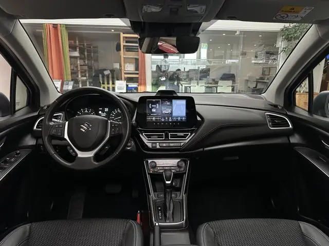 Suzuki S-Cross