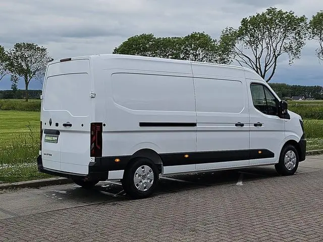 RENAULT MASTER l3h2 3.5t blue