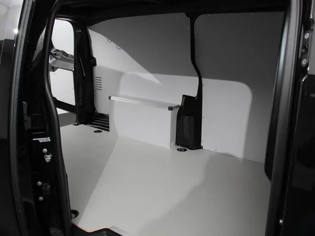 Opel Vivaro 1.5 Diesel 120 S&S L3 Apple Carplay /  Android Auto Parkeersensoren V+A Trekhaak Camera...