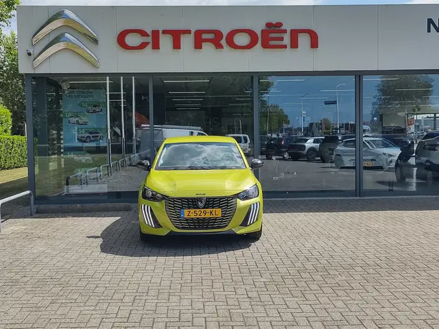 Peugeot 208 1.2 PureTech 100 Allure