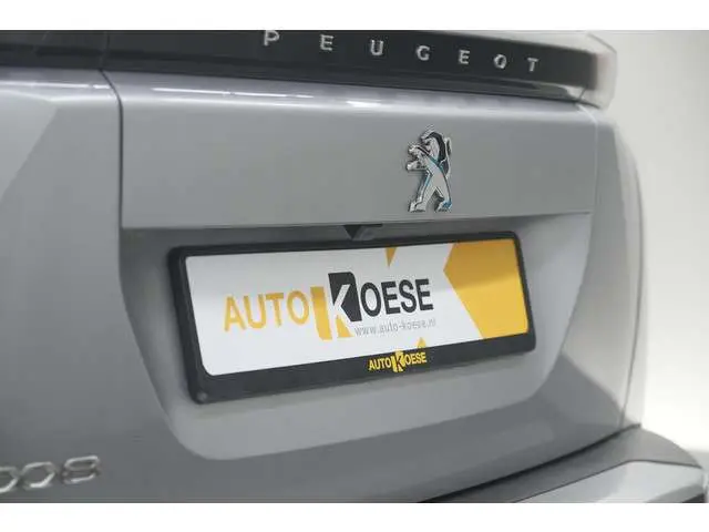 Peugeot e-2008 EV Allure 50 kWh | SOH=96.7 % | 3 Fase Laadfunctie | Camera | Navigatie | Parkeersensoren | Apple Carplay