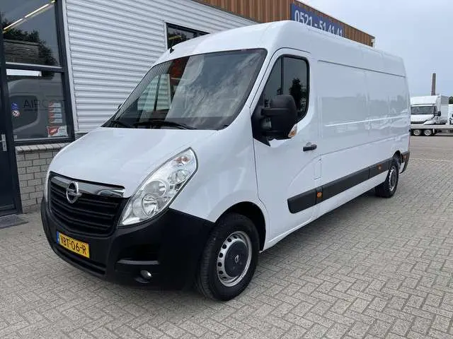 Opel Movano 2.3 CDTI 130pk L3H2 / vaste prijs rijklaar € 14.950 ex btw / lease vanaf € 329 / airco / cruise / navi / pdc achter / trekhaak 2500 kg / achteruit rijcamera