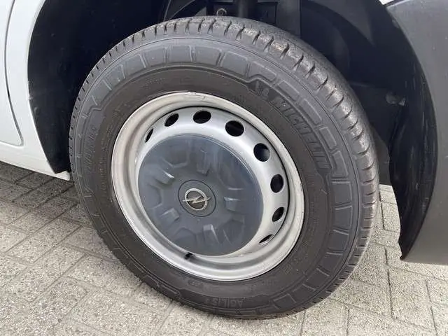 Opel Movano