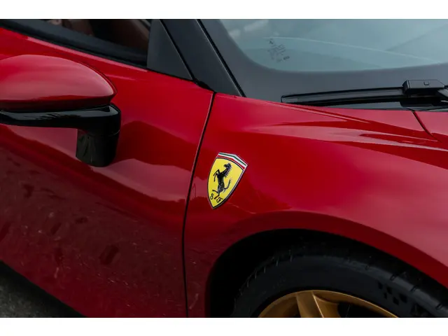Ferrari SF90 Spider