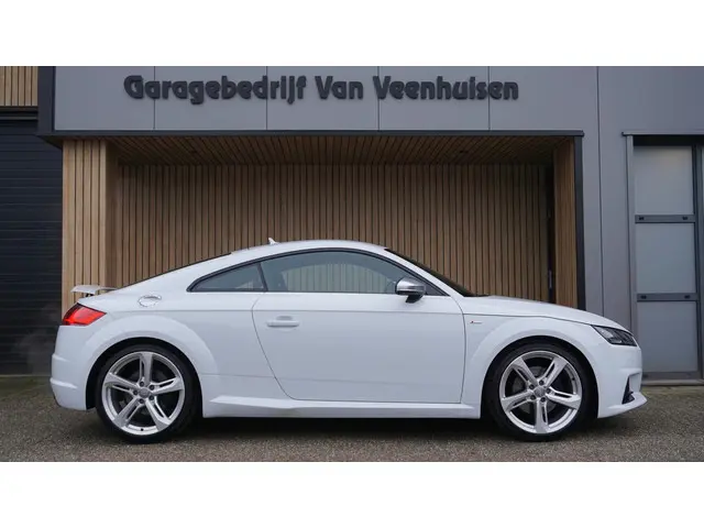 Audi TT Coupé 2.0 TFSI 230pk Quattro 2x S-Line Schaalstoelen Nappa-Alcantara B&O 19inch LM Sfeerverl...