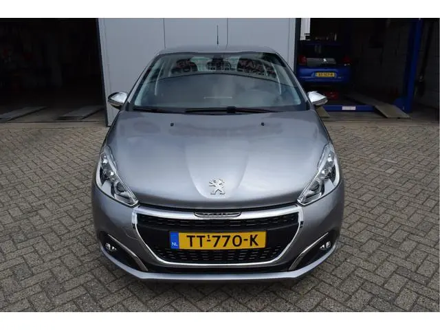 Peugeot 208 1.2 Allure 110PK | Automaat | NL-Auto | Apple Carplay/Android Auto