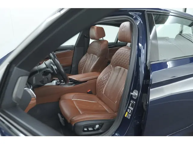 BMW 5-serie 545e xDrive Business Edition Plus | M Sportpakket | Driving Assistant Professional | Har...