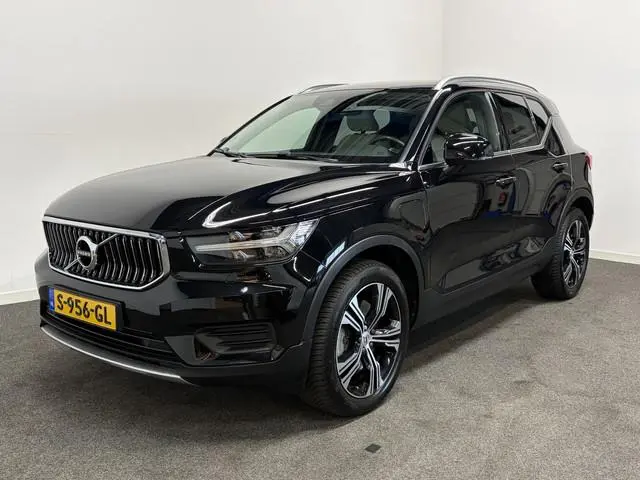 Volvo XC40 1.5 HYBR T4 Recharge Inscription Trekhaak 1800kg/ Camera/ Adapt.Cruise/ DAB