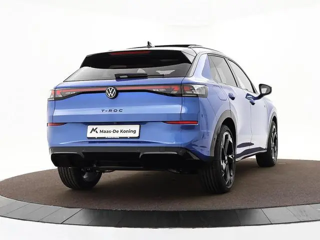 Volkswagen T-Roc 1.5 eTsi R-Line First Edition 150 pk 7 versn. DSG · Achteruitrijcamera · Electrisch...