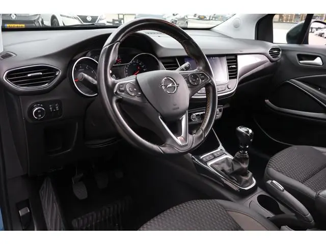 Opel Crossland X