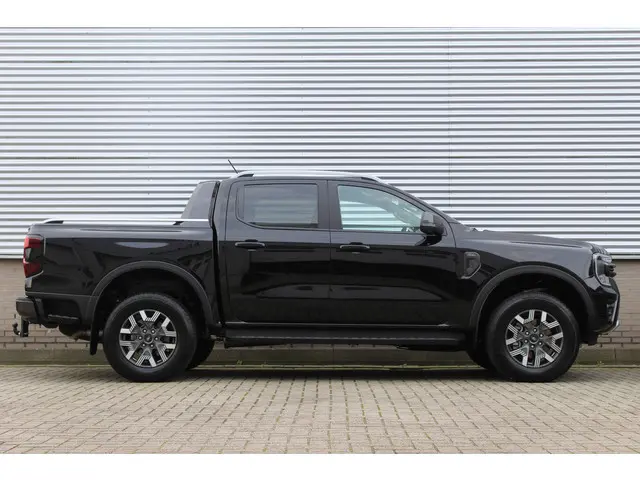Ford Ranger 2.3 Double Cab PHEV Wildtrak B&O | Trekhaak | Elektr. Rolhoes | BLIS | Adaptieve cruise