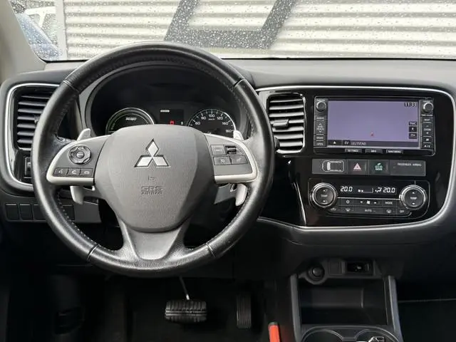 Mitsubishi Outlander 2.0 PHEV Business Edition X-Line 2e Eigenaar|Navi|Camera|Trekhaak|PDC V+A|Clima...