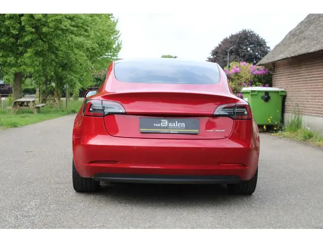 Tesla Model 3 Long Range AWD 75 kWh SOh 91,5% LEER PANO NAVI