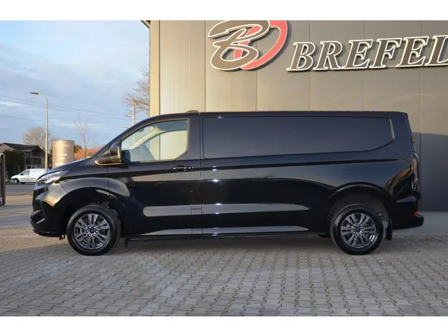 Ford Transit Custom 300 2.0 TDCI L2H1 Limited