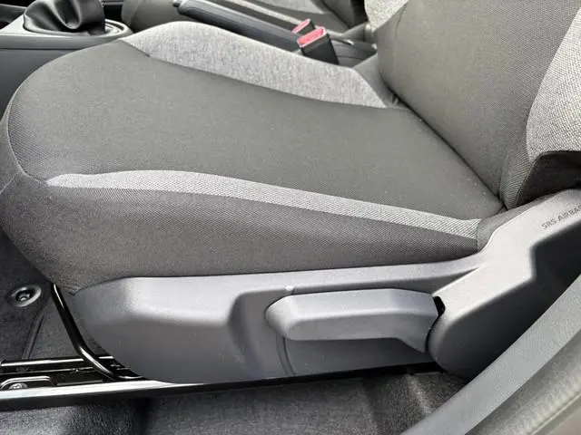 Toyota Aygo X 1.0 VVT-i MT Play,Apple Carplay Android Auto Adaptive Cruise Controle, Camera