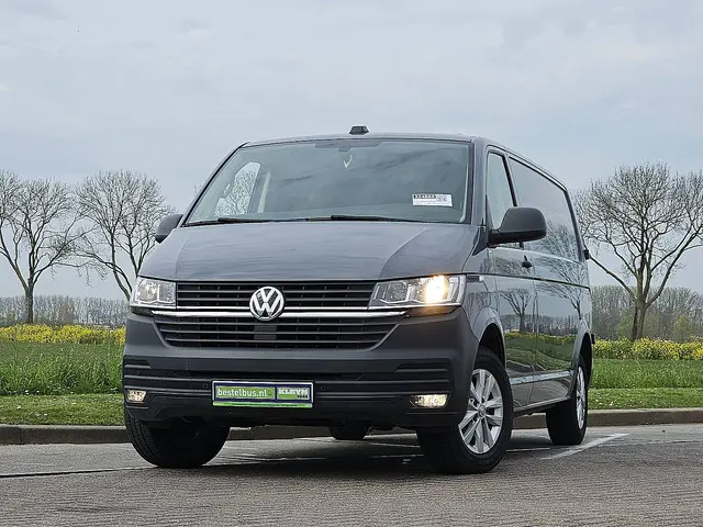 VOLKSWAGEN TRANSPORTER 2.0 TDI l2h1 ac trekhaak!