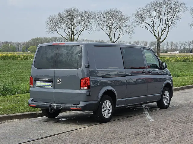 VOLKSWAGEN TRANSPORTER 2.0 TDI l2h1 ac trekhaak!