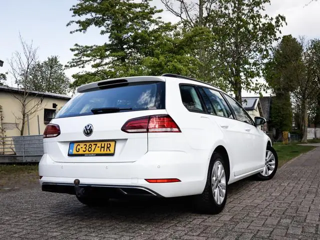 Volkswagen Golf Variant 1.5 TGI CNG Comfortline 1e-Eig. & Dealer-Onderh. BOVAG-Garantie. NL-Auto.