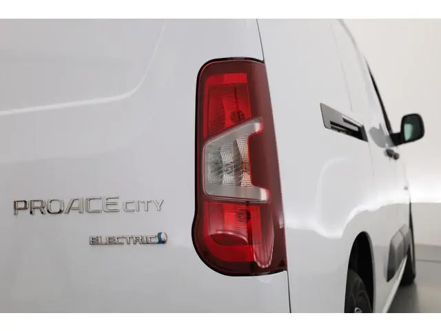 Toyota pro-ace