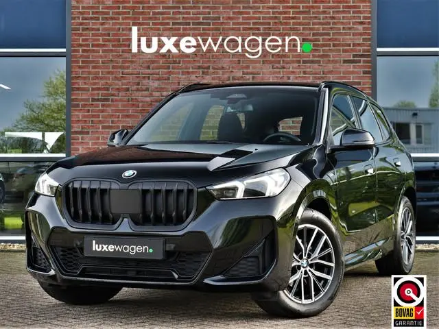 BMW X1 sDrive18i M-Sport Camera ACC-voorber Shadowline Adp-onderstel