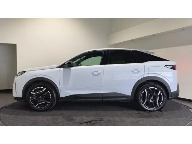 Peugeot e-3008