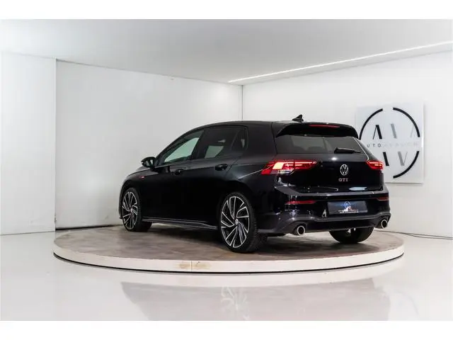 Volkswagen Golf 2.0 TSI GTI 245PK | LED | Stoelverw. | Sfeer | Carplay | Garantie