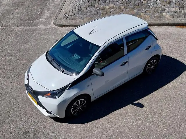 Toyota Aygo 1.0 VVT-i x-fun 1e EIGENAAR LED AIRCO