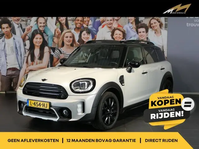 MINI Mini Countryman 1.5 Cooper MINI Yours - Dealer onderhouden! - Afneembare trekhaak - Camera - Vo...