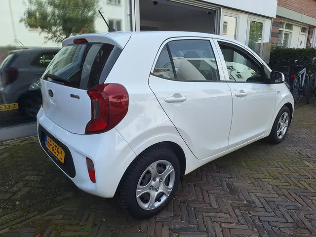 Kia Picanto 1.0 CVVT EconomyPlusLine 5Drs /Airco/Bluetooth/Garantie