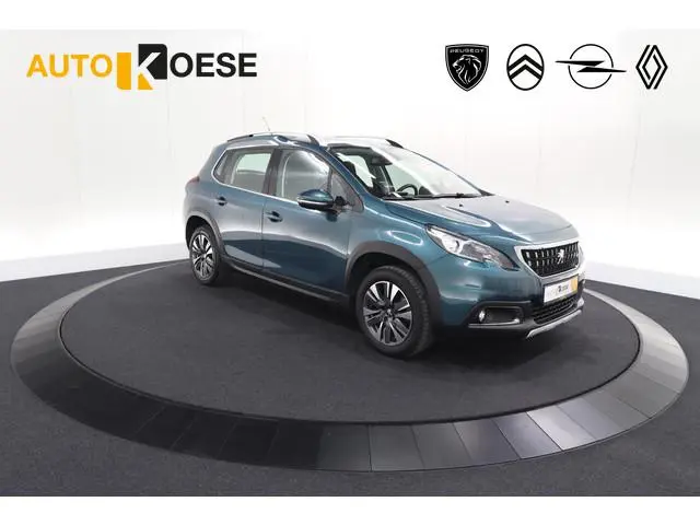 Peugeot 2008 PureTech 110 Allure | UNIEKE KLEUR! | Trekhaak | Camera | Apple Carplay | Parkeersensor...