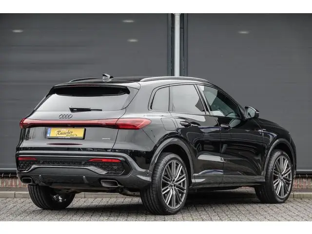 Audi Q5 e-hybrid 367Pk | Plug In Hybride | Quattro | S-Line | MMI Bijrijdersdisplay | Tech Plus | 36...