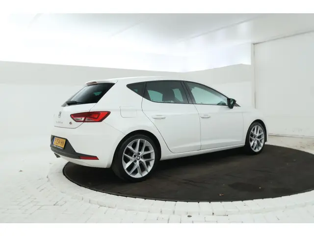 SEAT Leon 1.4 TSI FR 5 Deurs, Audio, Airco