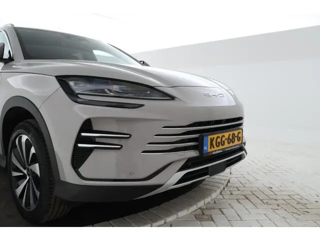 BYD SEAL U