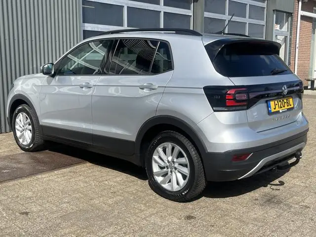 Volkswagen T-Cross 1.0 TSI Life DSG Airco Trekhaak cruise controle Digitaal display Apple carplay Na...