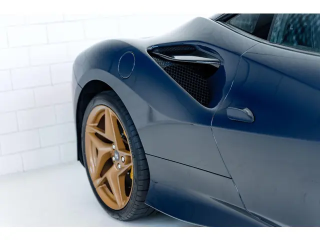 Ferrari F8 Tributo