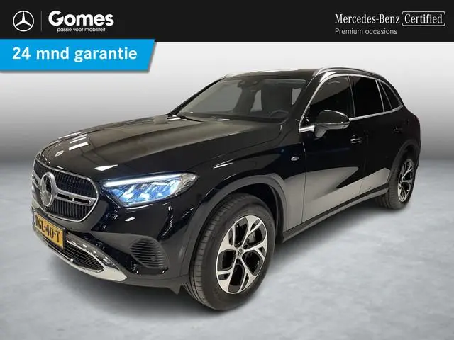 Mercedes-Benz GLC-klasse 300e 4MATIC LuxuryLine | Panoramadak | Trekhaak | Memorypakket